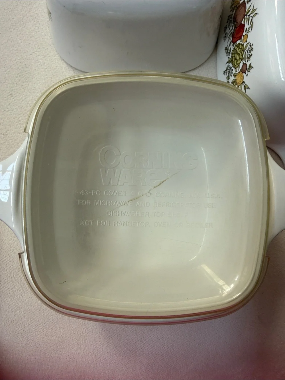 Vintage Corning ware spice of life pattern, 2 to3/4 c cup casserole dishes